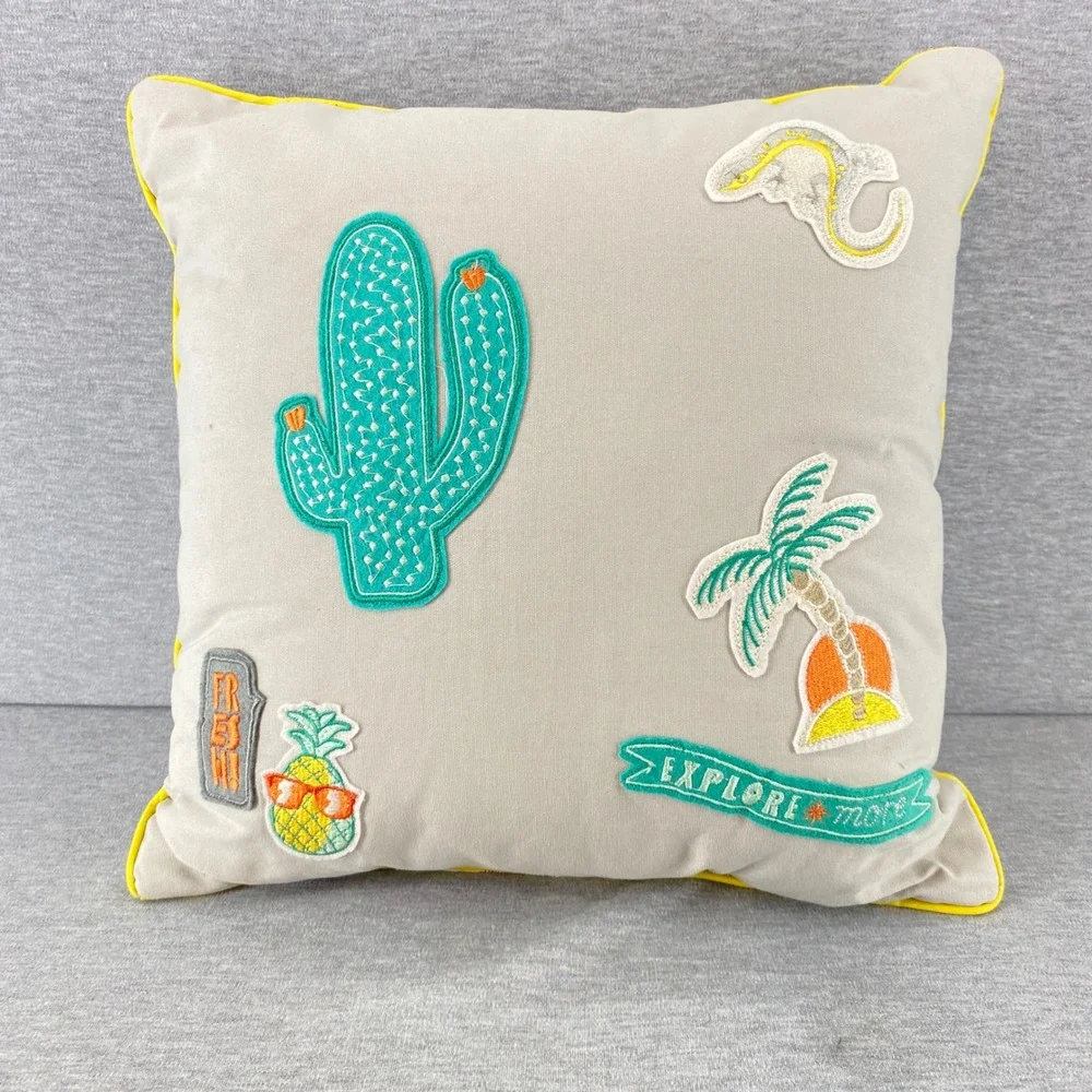 Summertime Fres!! Cute Cactus Pineapple Palm Tree Throw Coach Bed Pillow Retired